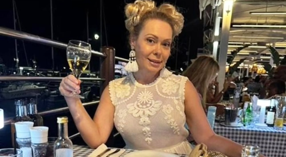 Скандалната трансформация на Албена Вулева: От звезда до забравена!