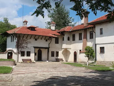 Скандал! Оръжеен бос купува царския дворец на Симеон за 3 млн. лв.!