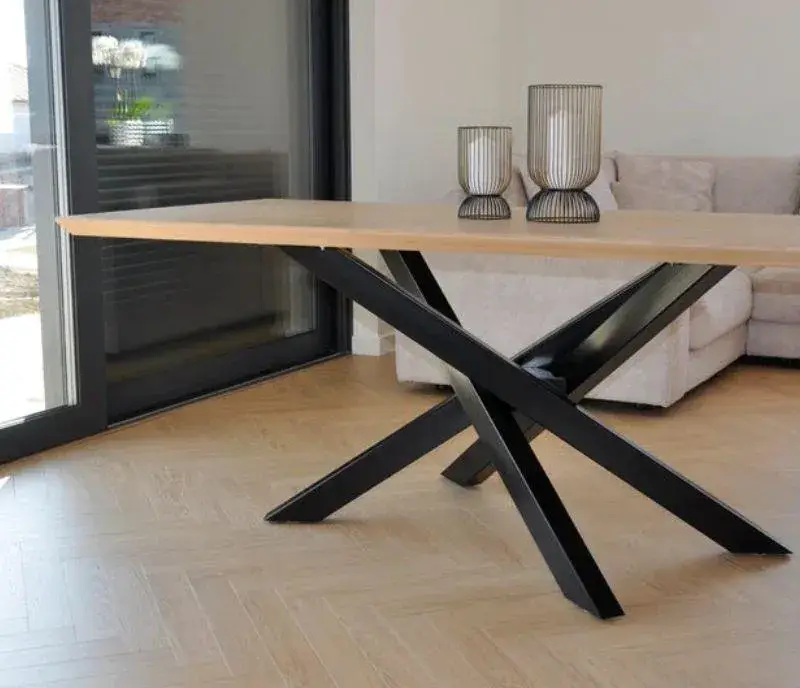 Основите за маса – невидимите герои, които държат стила ти изправен