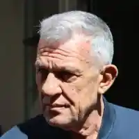 Паскал пропява срещу Асен Василев?