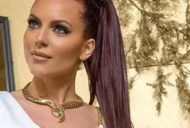 Певица скочи на Даниела Рупецова