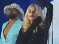 Полиция на снимки на Азис и Мила Роберт