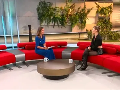 „Скромната“ Михаела Маринова шокира с годежа си в ефир! ВИЖ ТУК!