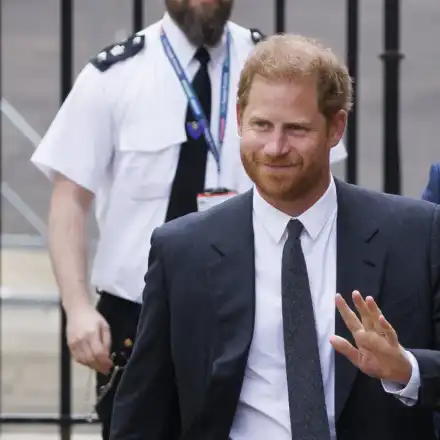 Принц Хари шокира с връщането си за годишнината на Елизабет II!