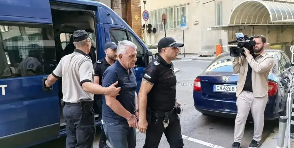 Шок! Контрабандистът Паскал в центъра на скандал в София!