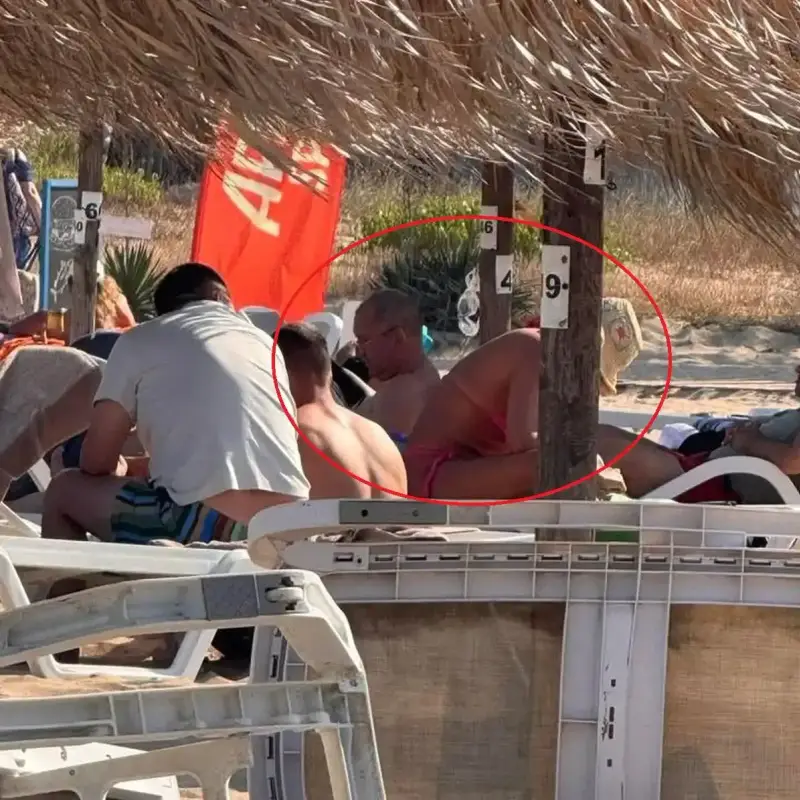 Радев си вкара грандиозен автогол! Кога ще отговори защо гардове на НСО го пазят с телата си на плажа