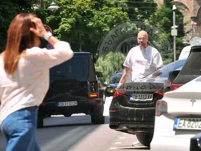 Ники Михайлов разпилява хилядарки в бутици на София!