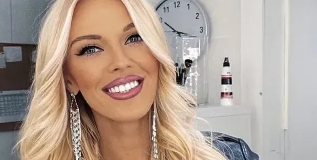 Що за майка?! Натали Трифонова използва първата си рожба за пари!