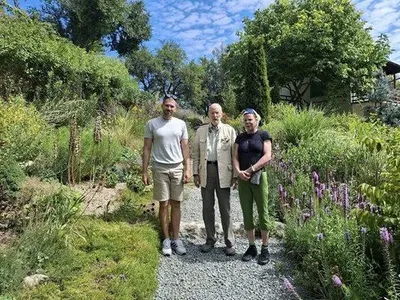 Царският блясък в ботаническата градина!