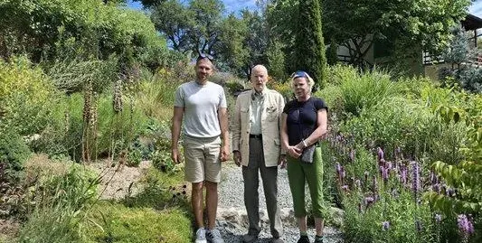 Царският блясък в ботаническата градина!