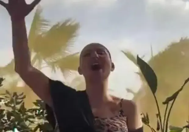 Софи Маринова на хаус парти