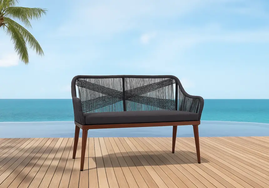 Съседите ще завиждат на новите ви външни дивани! Вижте лукс моделите на Supermebeli