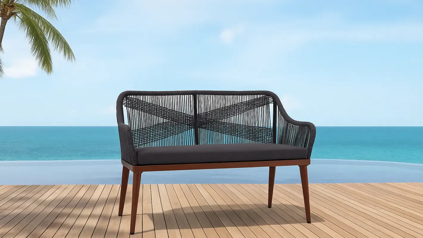 Съседите ще завиждат на новите ви външни дивани! Вижте лукс моделите на Supermebeli