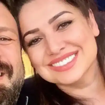 Тони Стораро и жена му с еднакви дрехи