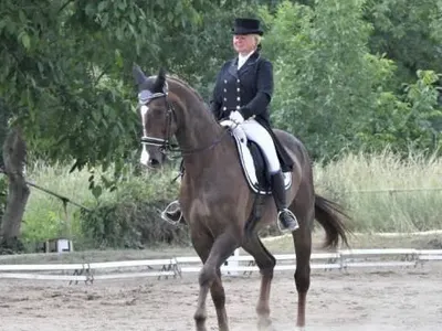 Тумор на мозъка  отнесе царицата на конния спорт у нас