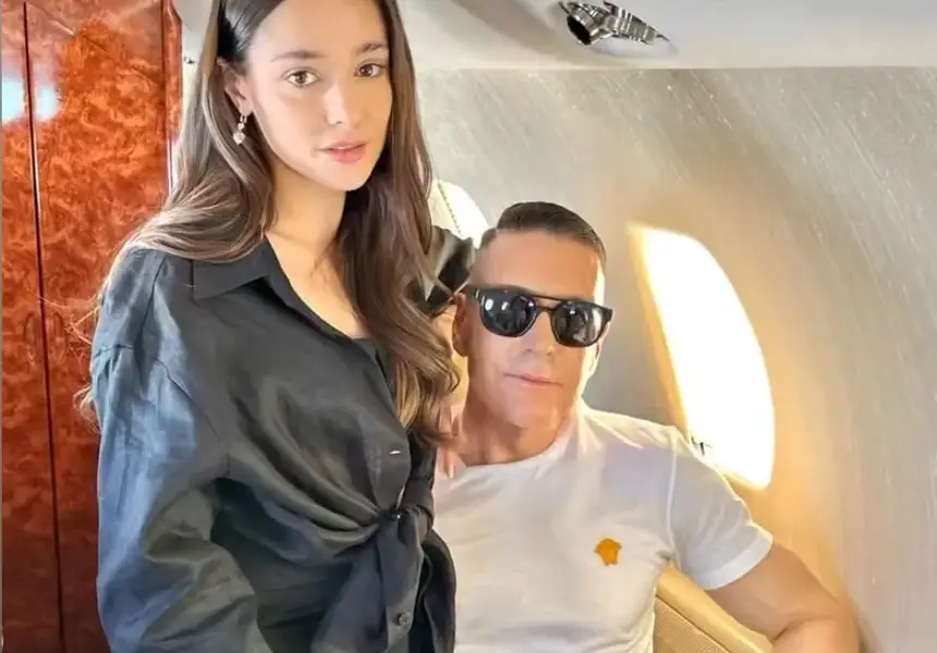 Валерия Георгиева ИЗНАГЛЯ: Завиждайте на уникалната кола с 50 бройки!