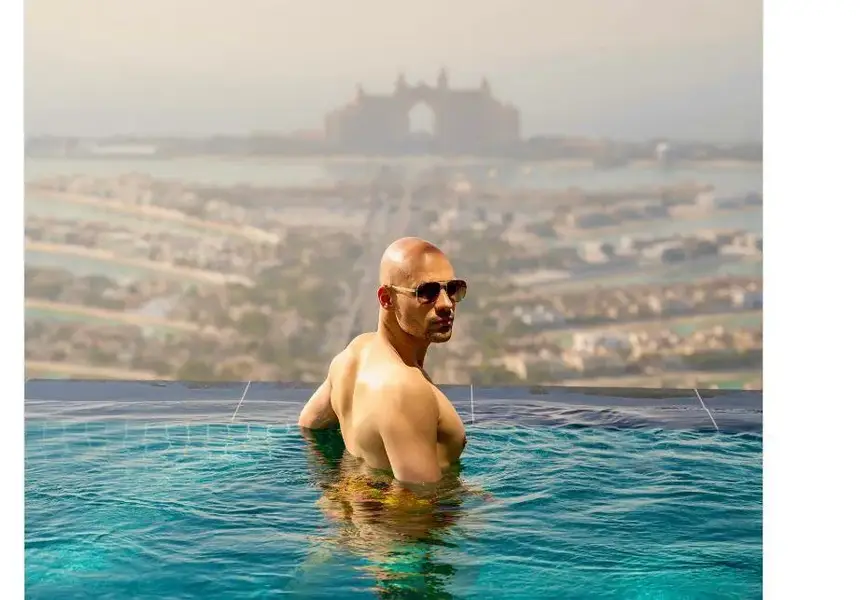 Внукът на Коста Цонев: Живот като арабски шейх с лукс!