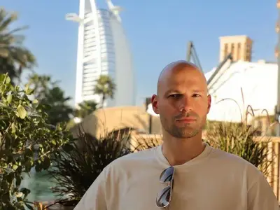 Внукът на Коста Цонев: Живот като арабски шейх с лукс!