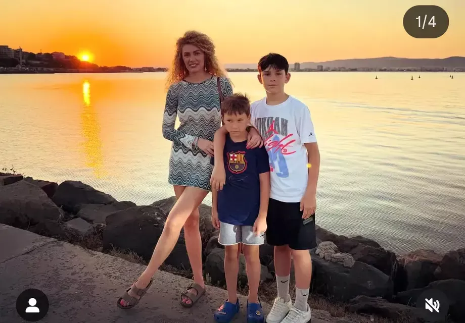 Гергана Гунчева с децата на къмпинг