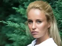 За каква се взе Радина Кърджилова? Сваляла представления, уволнявала,всички треперели от нея