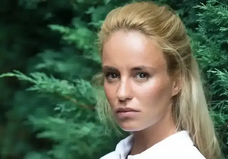 За каква се взе Радина Кърджилова? Сваляла представления, уволнявала,всички треперели от нея