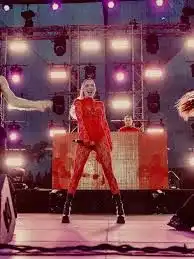 Заради пет минути слава: Излъга ли Михаела Маринова за годежа? (Фото)