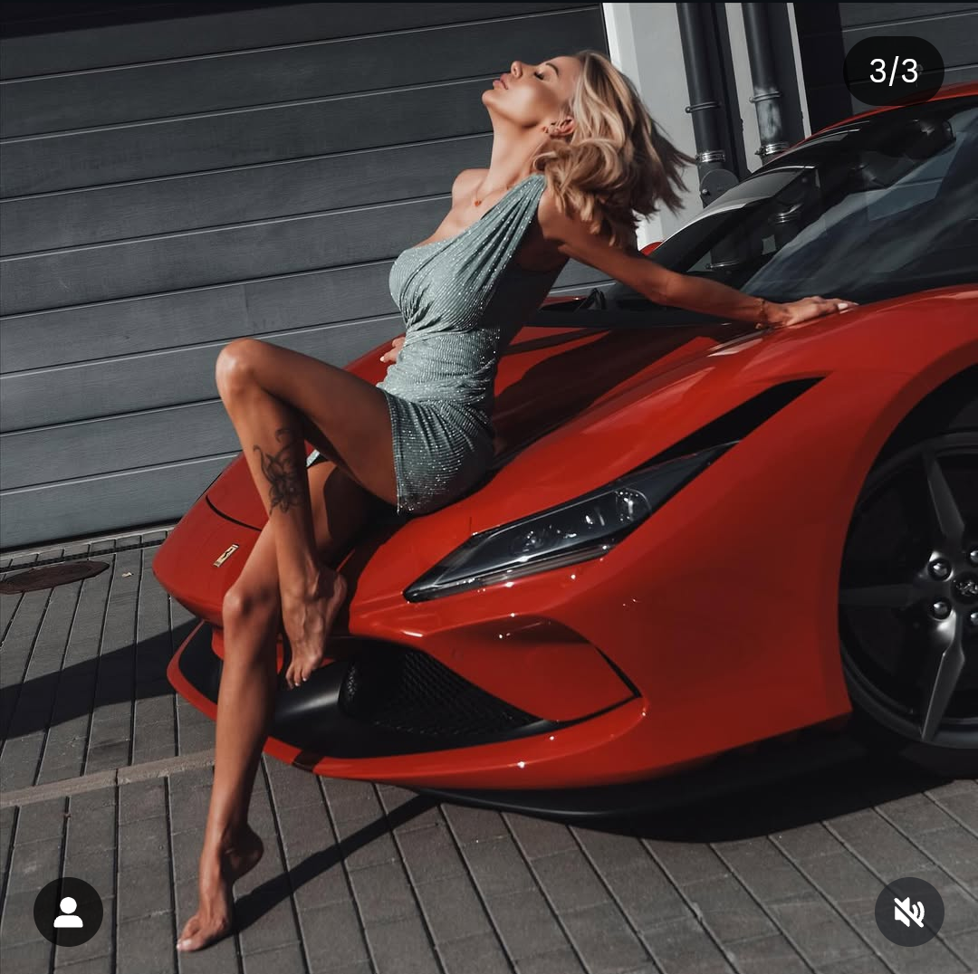 Шок! Светлана Василева се качи на лъскаво 'Ферари'