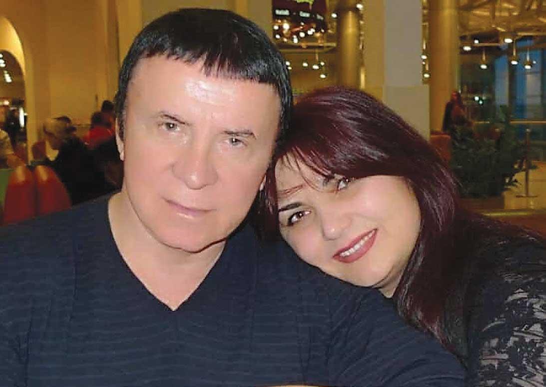Помните ли Кашпировски? Той е на 86, с млада трета съпруга и бебе