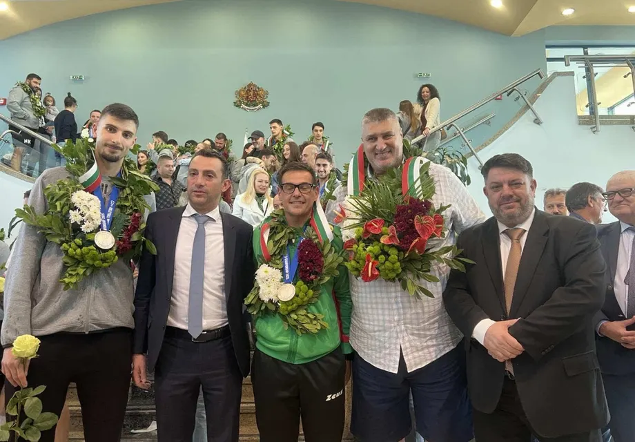 Шок! Атанас Зафиров: Волейболистите ни обединяват България!