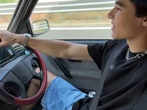 Бабата на Никола Цолов - тайният му съюзник в матурата!