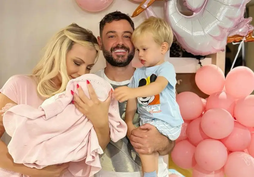 Шокираща новина: Камелия стана майка за втори път!