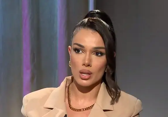 Скандал! Диона в гнева си: Шофьорът е отговорност!