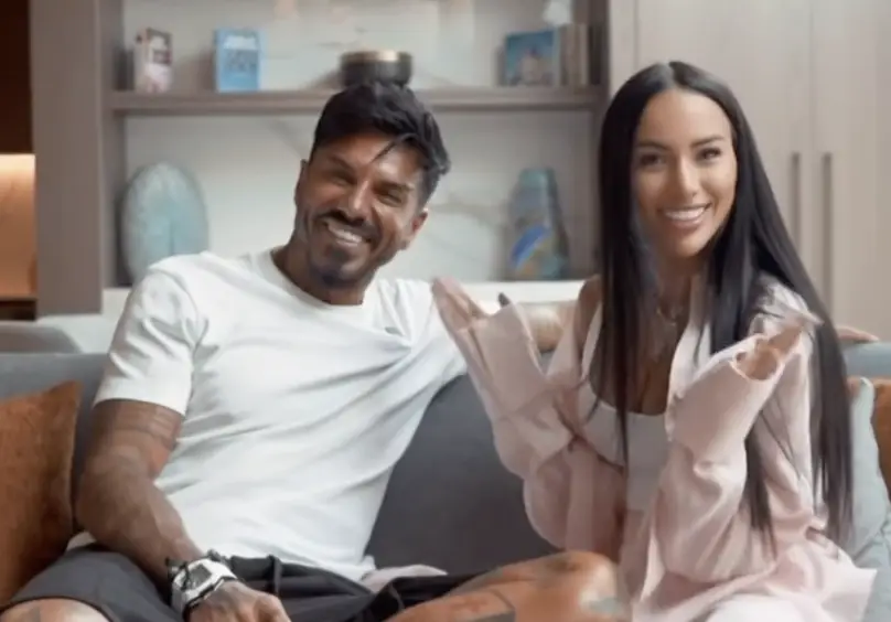 Джизъса и Мария Луиза с еднакви татуировки. Феновете гадаят символиката (СНИМКА)