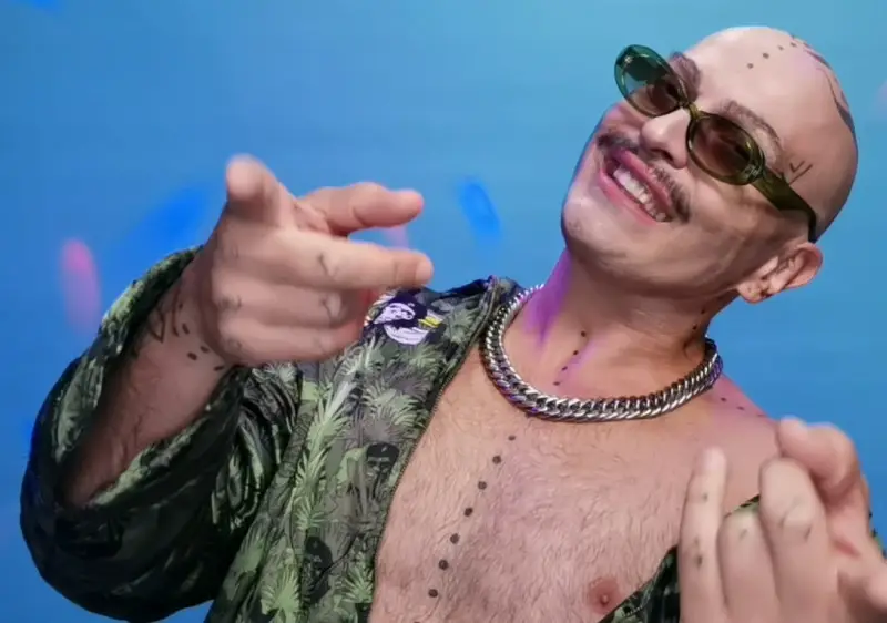 Шокираща награда за Иво Димчев! Какво крои след концерта?