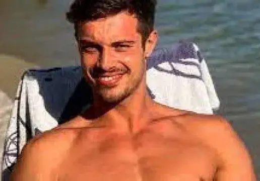 Филип Буков залюби младо гадже