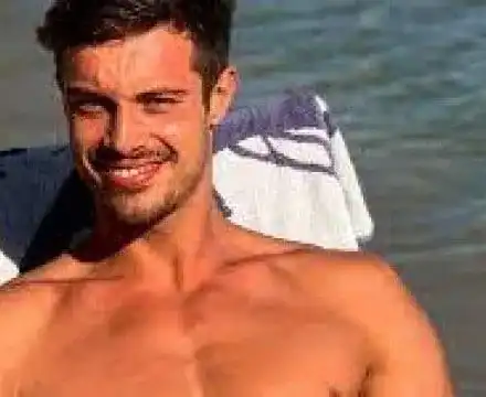 Филип Буков залюби младо гадже