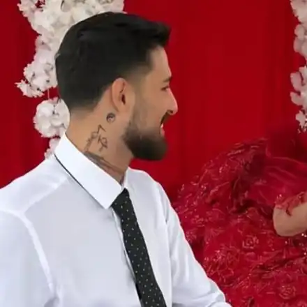 Емрах влюбен до уши: Годеницата му е перфектната домакиня!