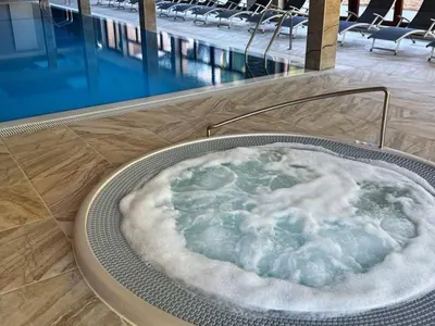 Скандал в Мальовица! Новият уелнес център на хотел „Алпинист“ шокира с лукс!