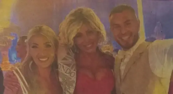 Камелия шокира с нова прическа по стил на Мерилин Монро!