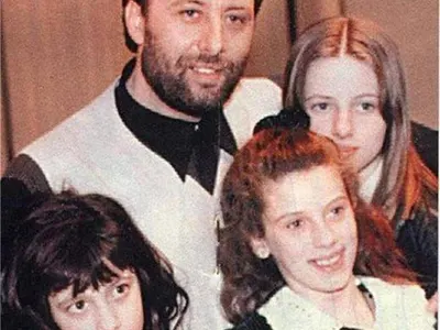 Скандалът на сватбата: Иво Карамански изритва сестрите си!