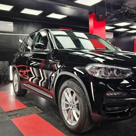 Колко издържа керамичното покритие за кола и как да удължите живота му?