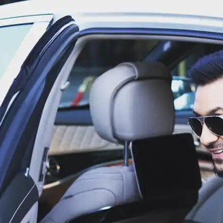 Шокиращ инцидент: Константин и Емрах в гонка насред София!