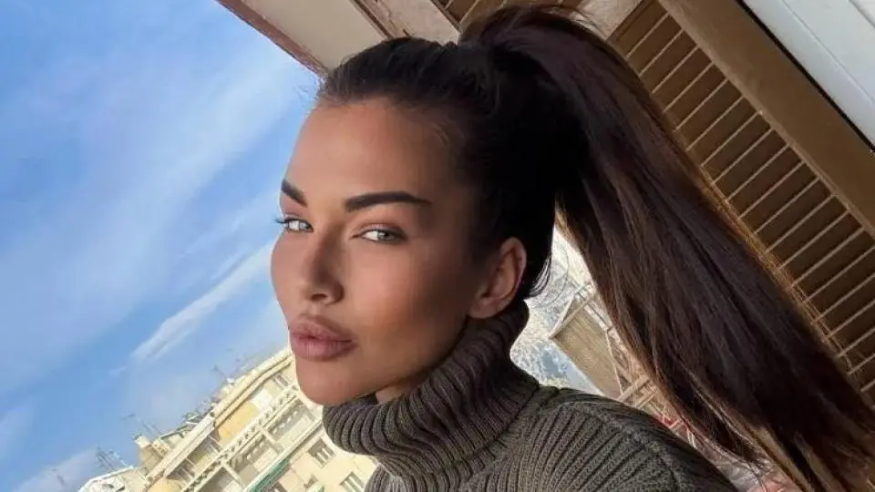 Косара намекна за специален човек