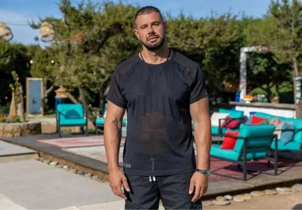 Краси от „Ергенът” възмутен от слуховете: Никога не съм докосвал мъж! Как ще съм бил гей жиголо?!