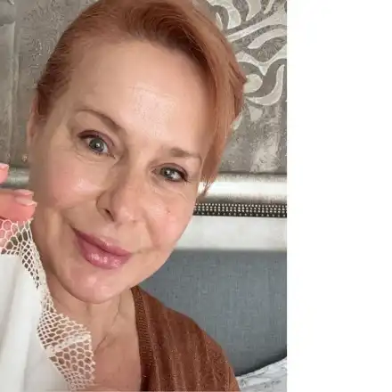 Мира Добрева взриви мрежата с плажно видео: Скандал или смелост?