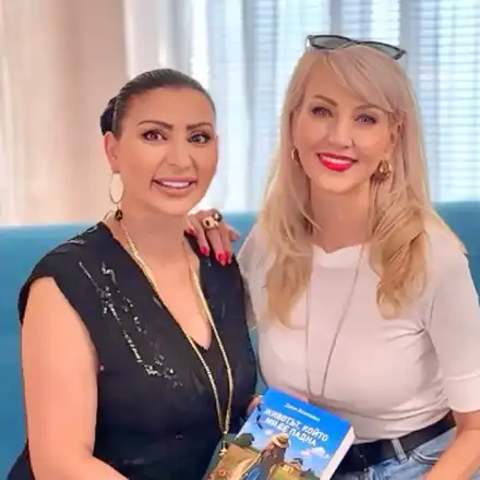 Шок! Мисис Баба пише роман за Софи Маринова!