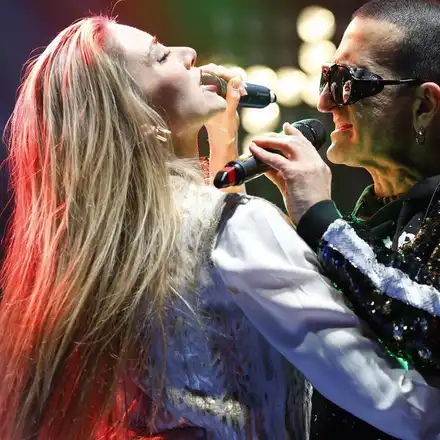 Нети шокира с 50-ия си юбилей и открития за семейството!