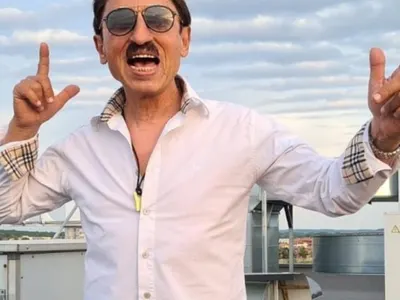 Шокиращо разкритие: Милко Калайджиев е запален читател!