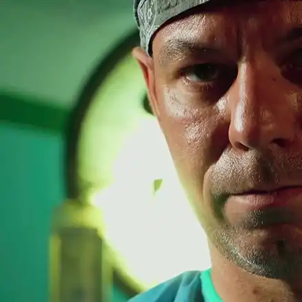 Шокиращо: Откъде идват парите на неврохирурга Георги Петров?