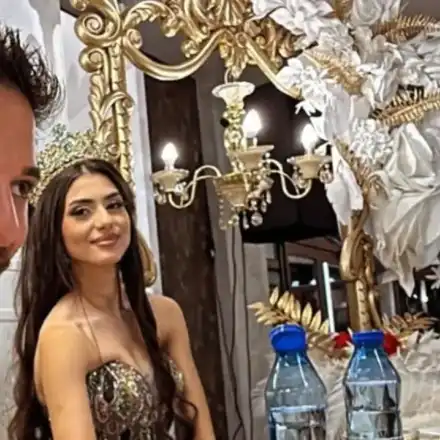 Падна тайната за експресния годеж на Емрах Стораро: Любов или скандал стои зад него?